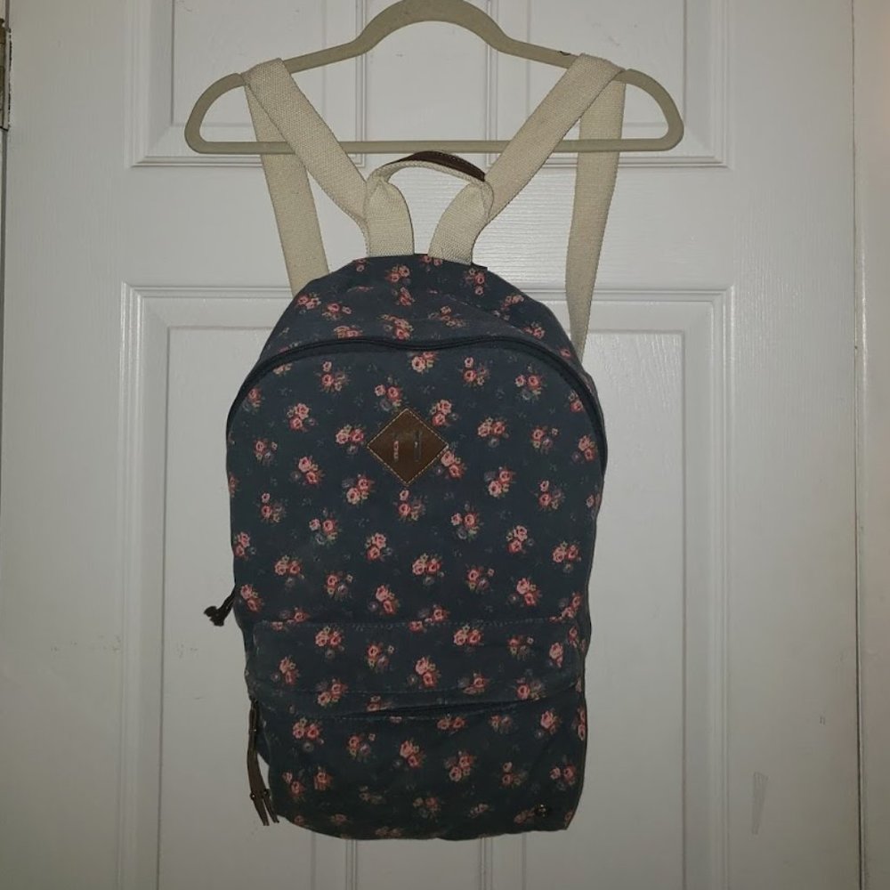 5/$30 Madden Girl Floral Backpack